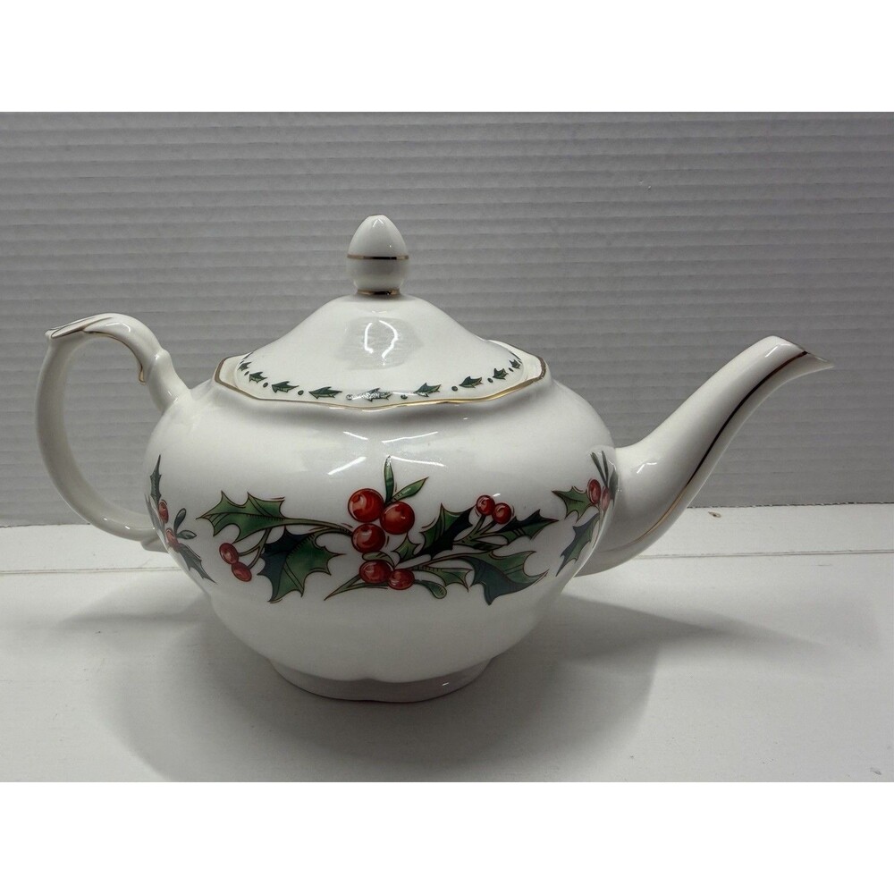 Waldman House Press Cup of Christmas Tea Holly Teapot w/ Lid Ceramic 4 Cup